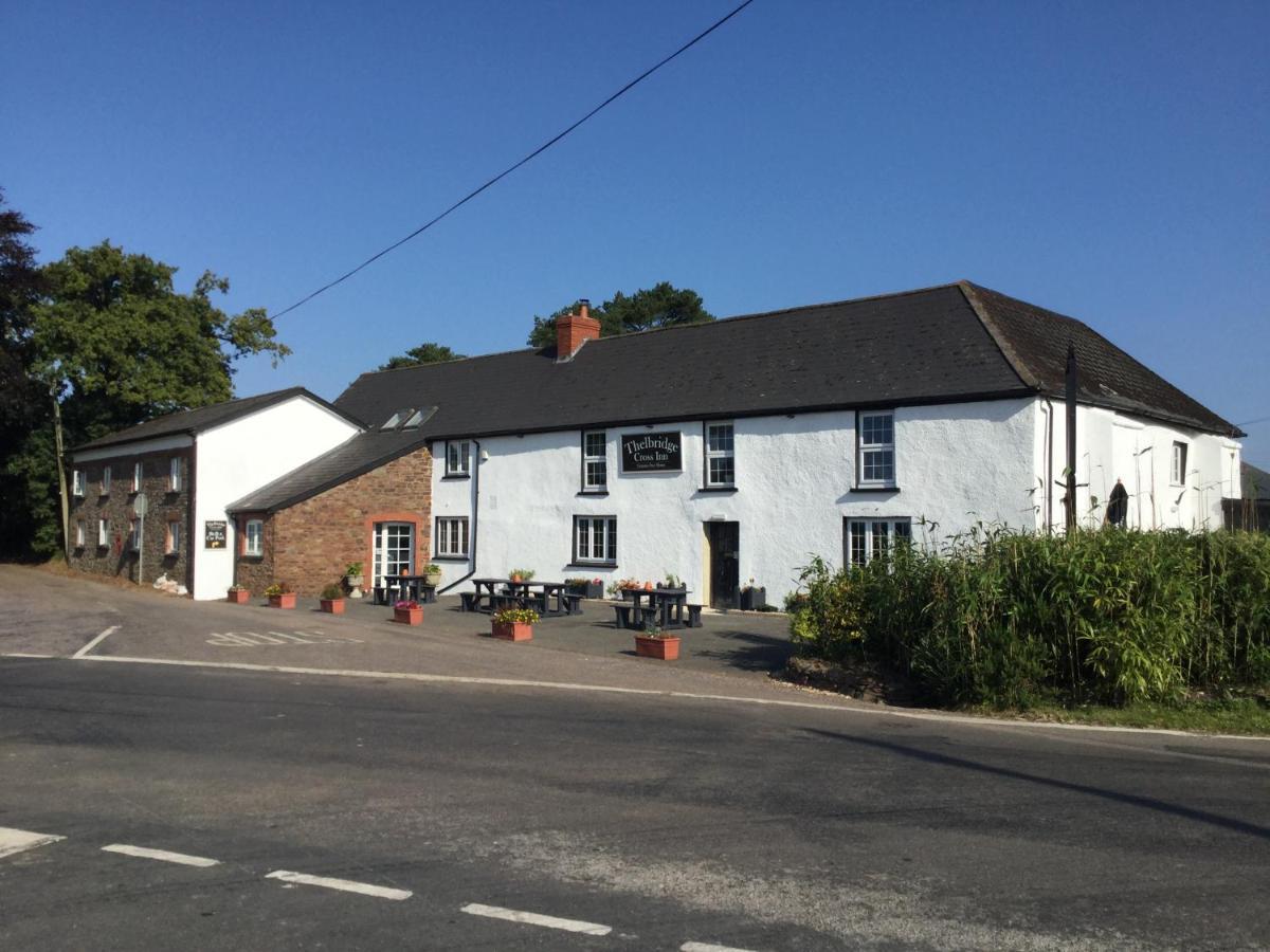 The Thelbridge Cross Inn Crediton Exteriör bild