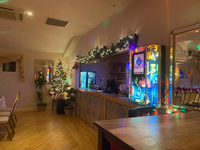 The Thelbridge Cross Inn Crediton Exteriör bild